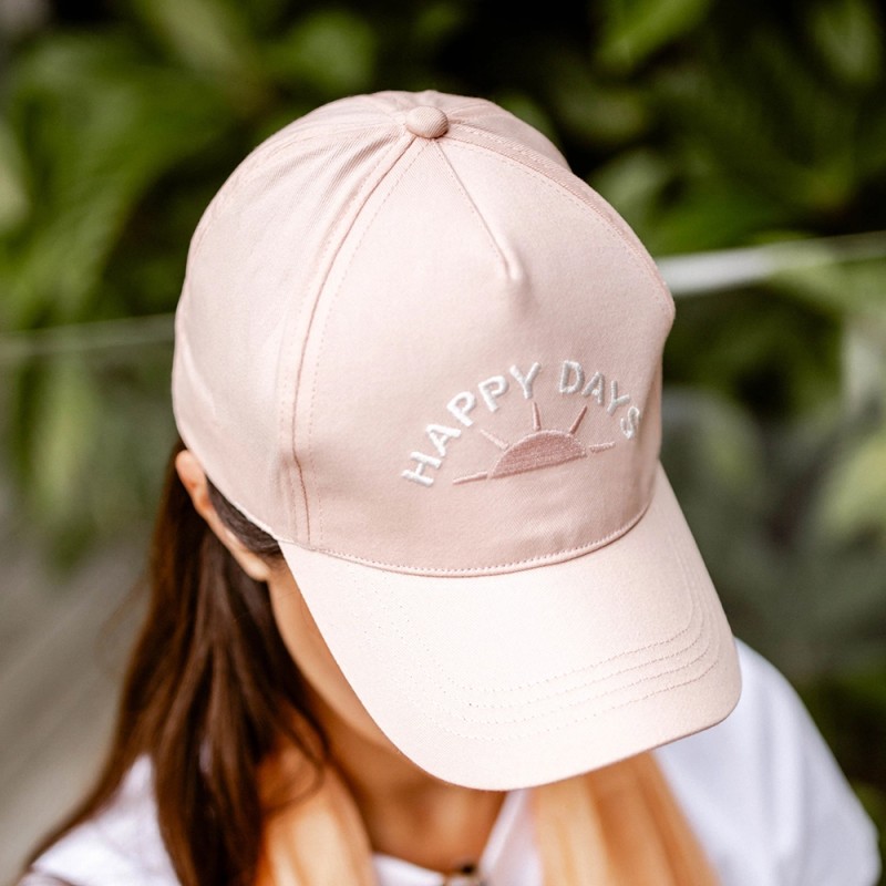 Casquette rose brodée badge métal doré Lulu Castagnette