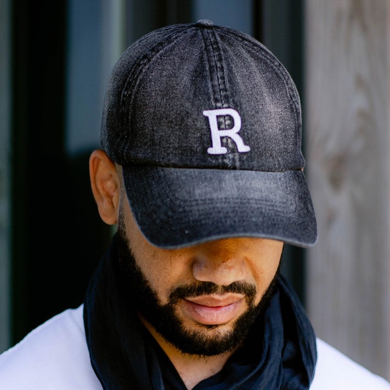 Casquette denim noir patch lettre "R" contrasté Rica Lewis