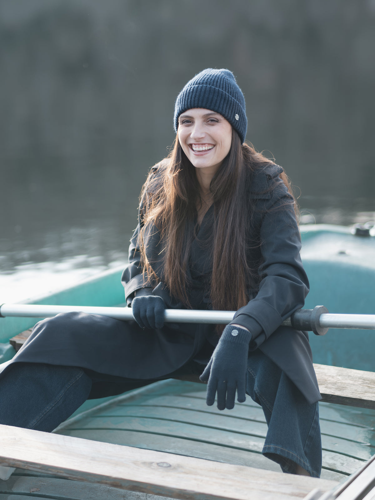 Bonnet en maille côtelée marine - Nina Casari