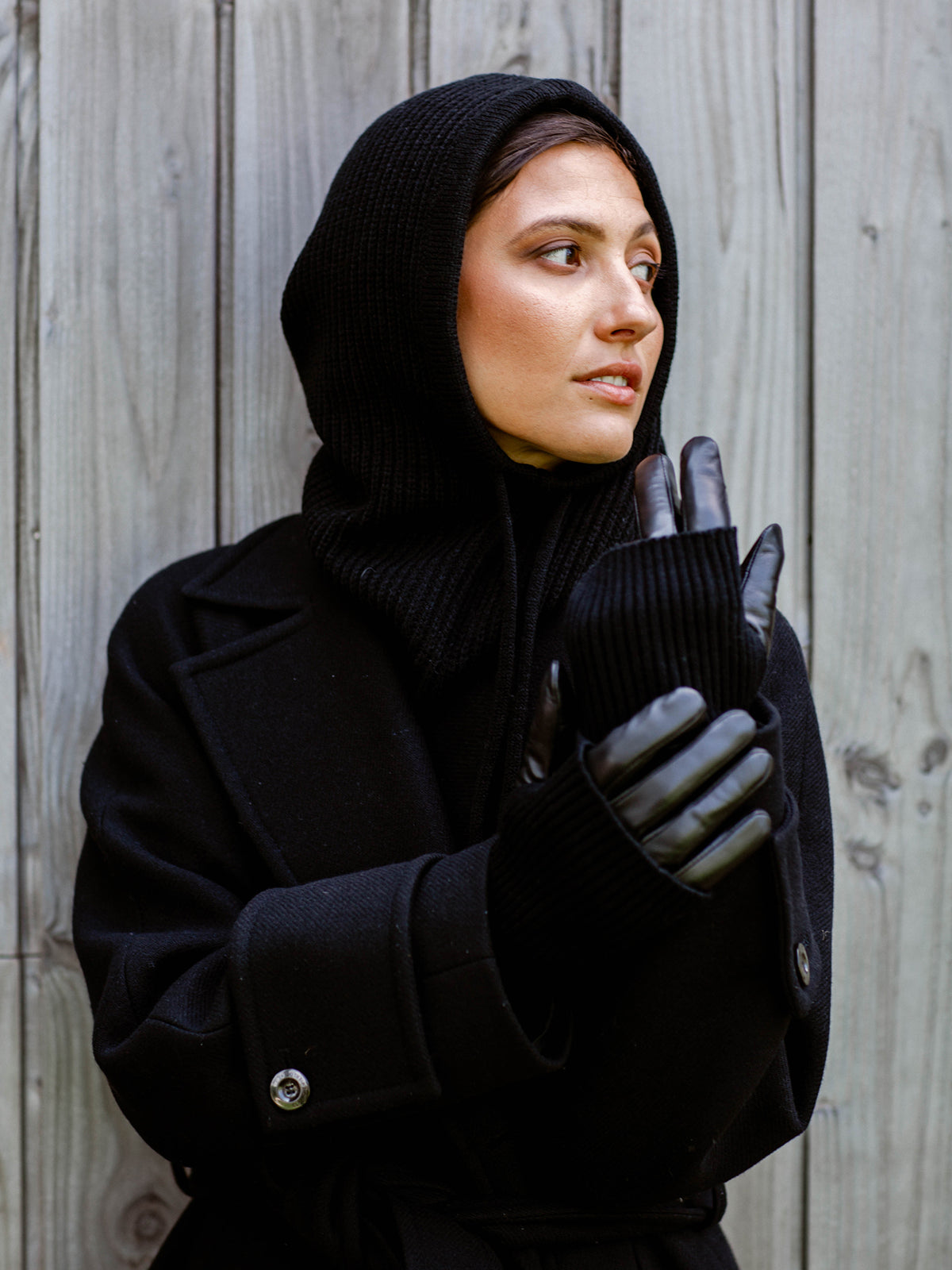 Cagoule en maille côtelée noir - Nina Casari