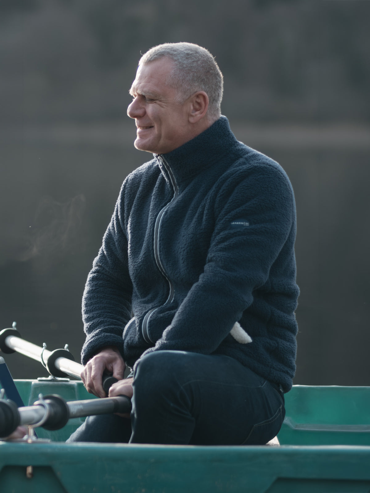 Veste polaire sherpa bleu marine et beige à détails contrastés - La Marinière par SOGEMA